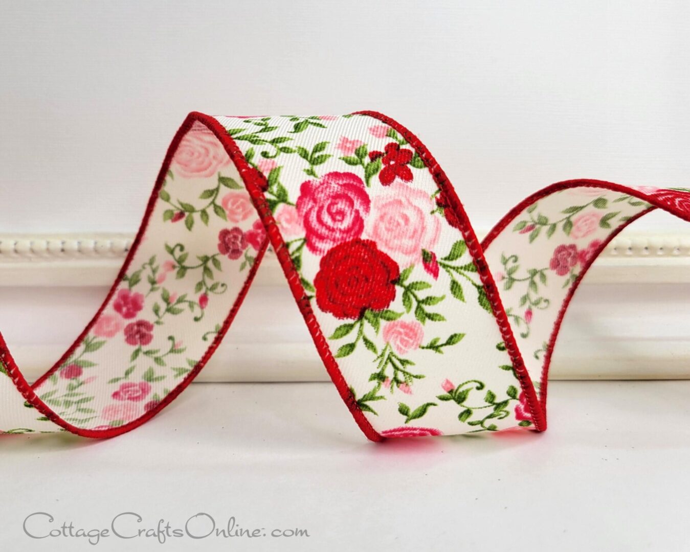 mini roses bouquet pink red ivory